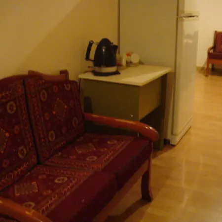 Cheap & Good Aparthotel
